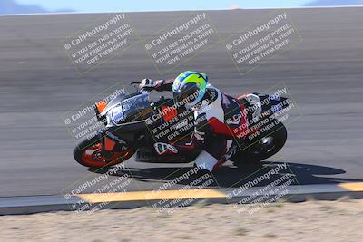 media/Nov-06-2023-Moto Forza (Mon) [[ce023d0744]]/2-Advanced Group/Session 2 (Bowl Speed Pans)/